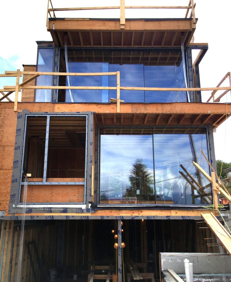 AEB2F42F D204 43FC A0EB 440579A0DD95 768x938