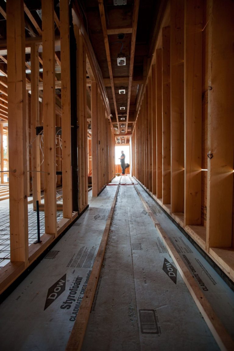 AA1EF7E0 71CA 46E8 9914 1B03255E376F 768x1152