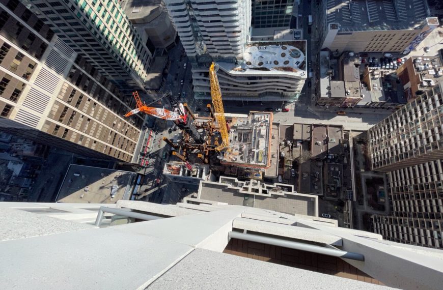 The One 32EC4157 5791 481D AE48 843FC165FACD 870x570