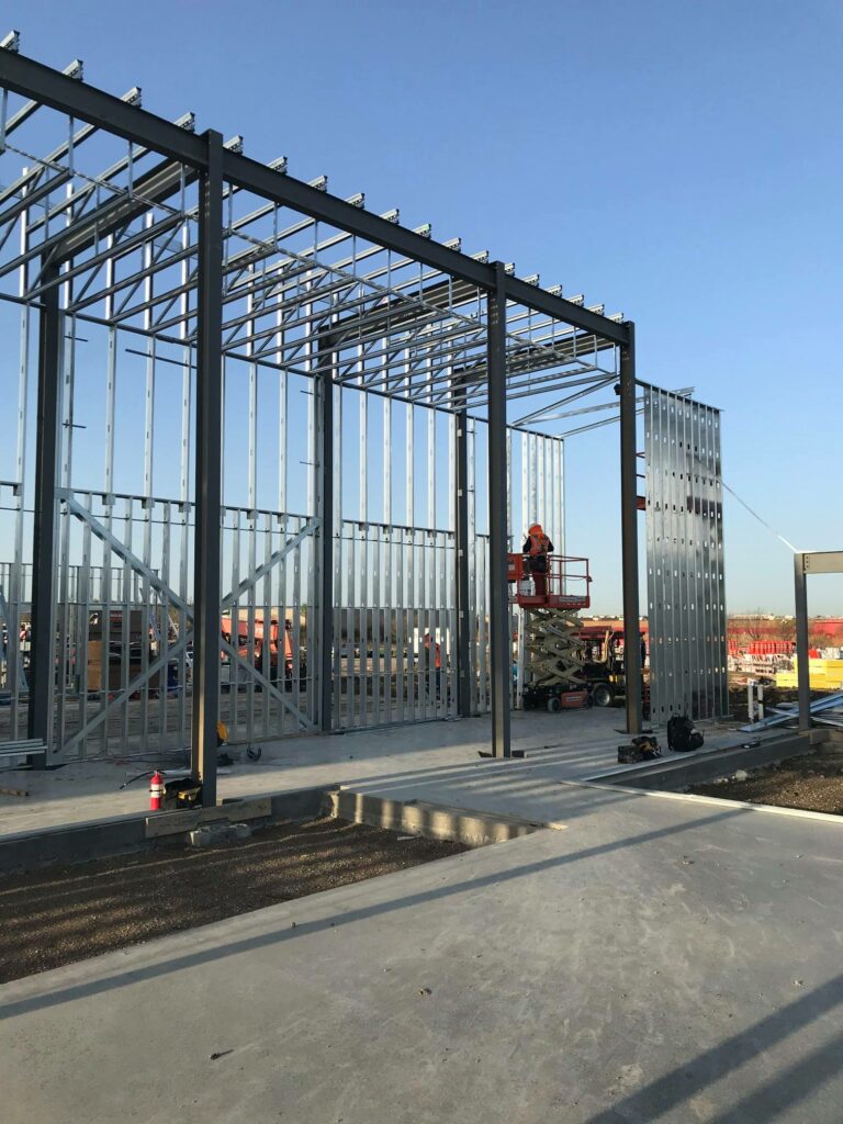 772CE28A 3C25 4312 9796 F525B213B861 768x1024