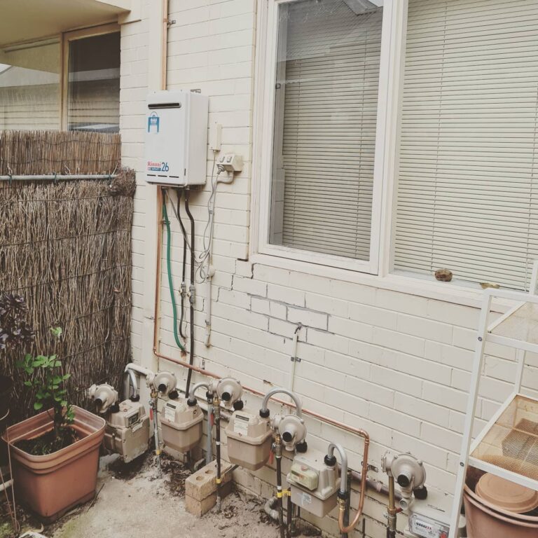 gas line renewal Melbourne 768x768