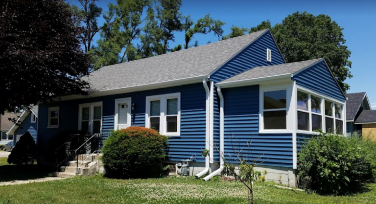 roofing services near me 768x417