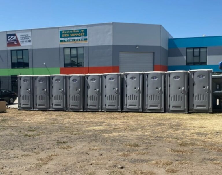 Portable Toilets Melbourne3 768x605