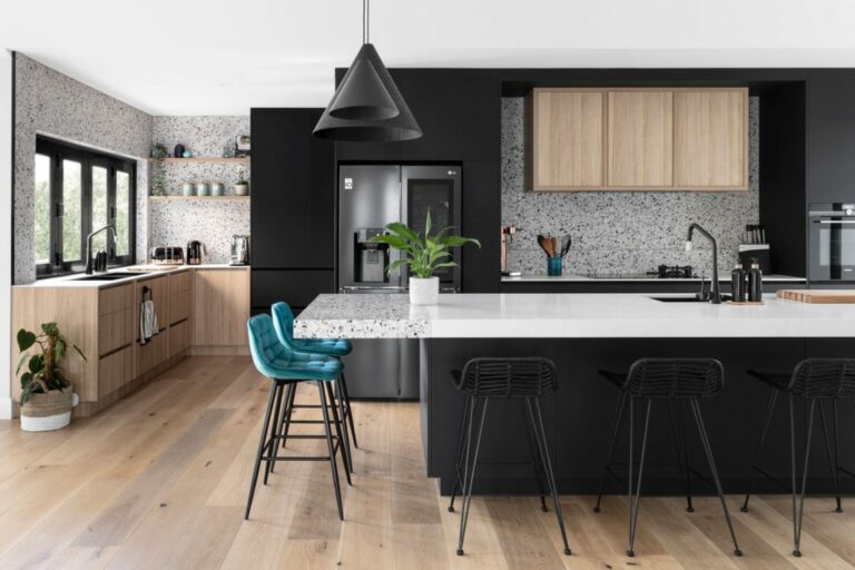 kitchen renovation plumbing in Central Coast 768x512