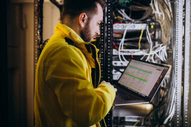 young man engineer making program analyses 1024x683 1 768x512