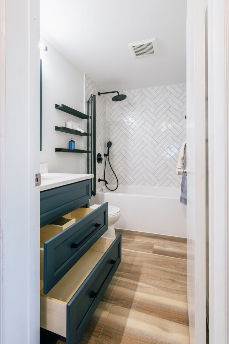 Bacvar Building Inc. 20231115 Bacvar 64 Watt bathroom reno 1280364 768x1151