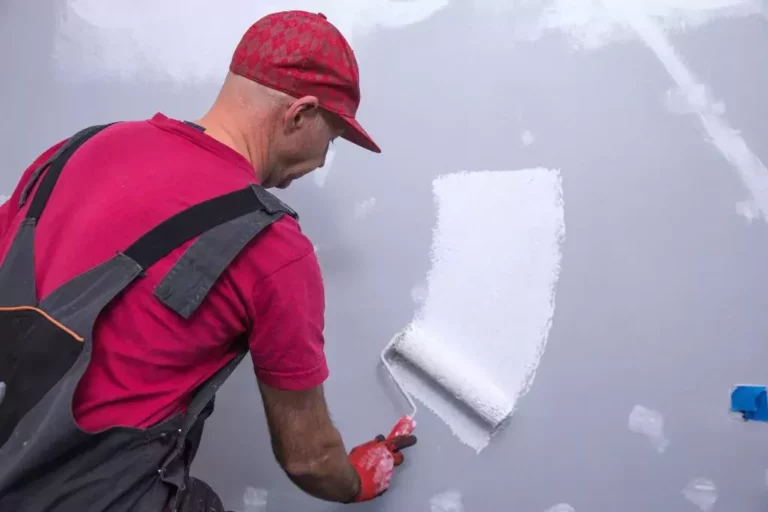 house painter 768x512