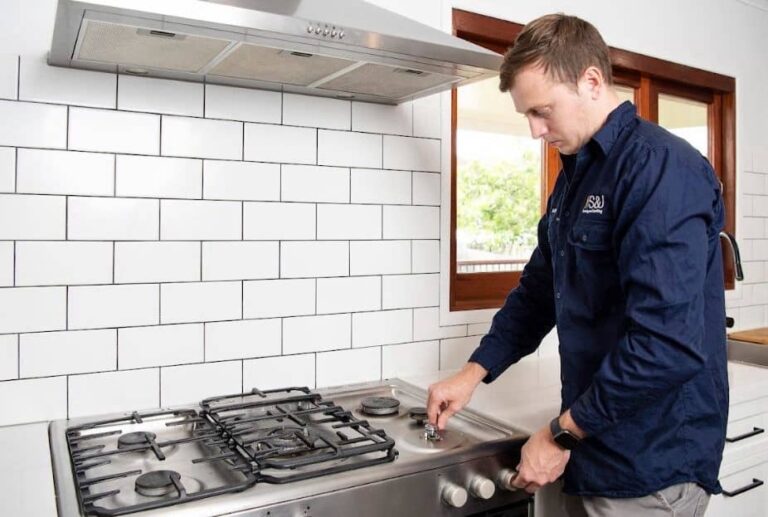 S&J Plumbing and Gasfitting Gas installation Brisbane 768x517