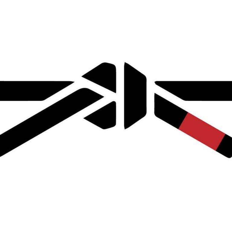 296308003 104184935723695 4434682985990267989 n 768x768