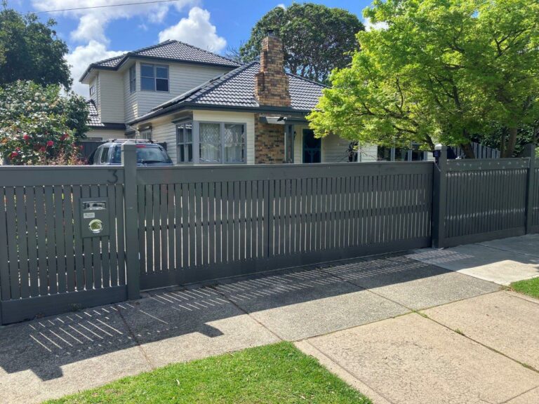 Electric Gates Melbourne electric sliding gate melbourne 768x576