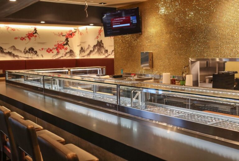 okura sushi bar 768x518