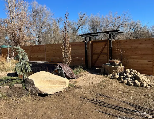Andrew-Thomas Contractors - A Denver Fence Company VJ7CxbEPyuJAv8pX10i5eLRAA2iKrW1VIaVP9cBF