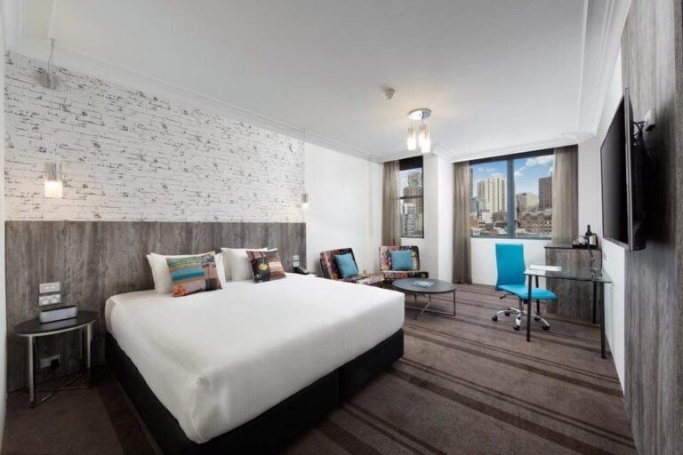 Profresh Painting Group hotel painting melbourne 768x512