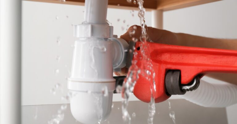 emergency plumbing sydney.jpg AMA 768x402
