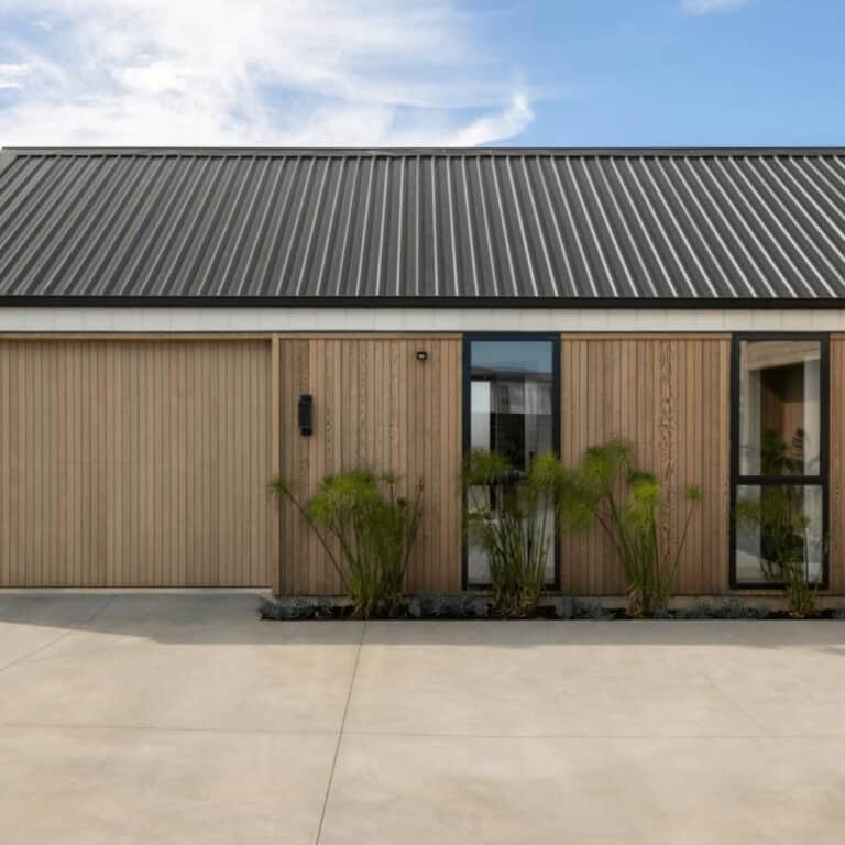 New Build Roofing min 1.png 768x768