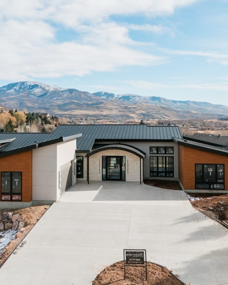 additional photo 1 3 768x960