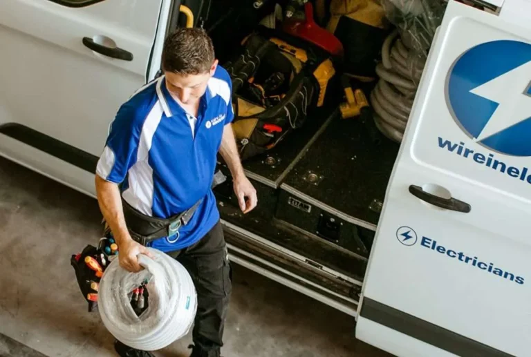 level 2 electrician sydney 768x517