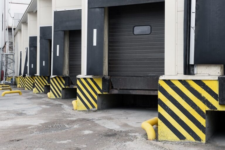 Genson Overhead Door GRJreZ9b4mlFAq5wM3DLlBY9UkMhiiTTcFp542Pg 768x513