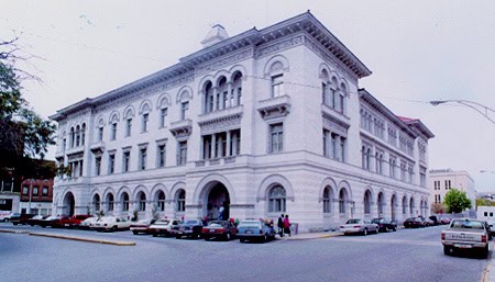 Tomochichi Federal Building and United States Courthouse in Savannah, Georgia