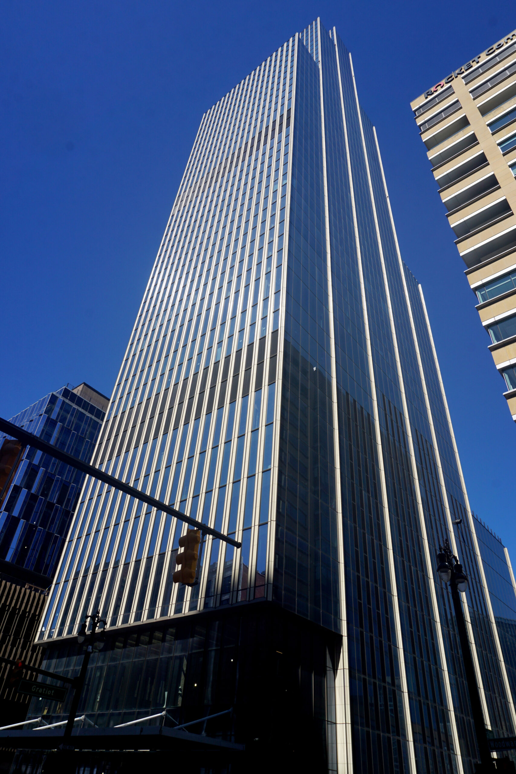 Hudson's Detroit tower rising on Woodward Avenue in downtown Detroit