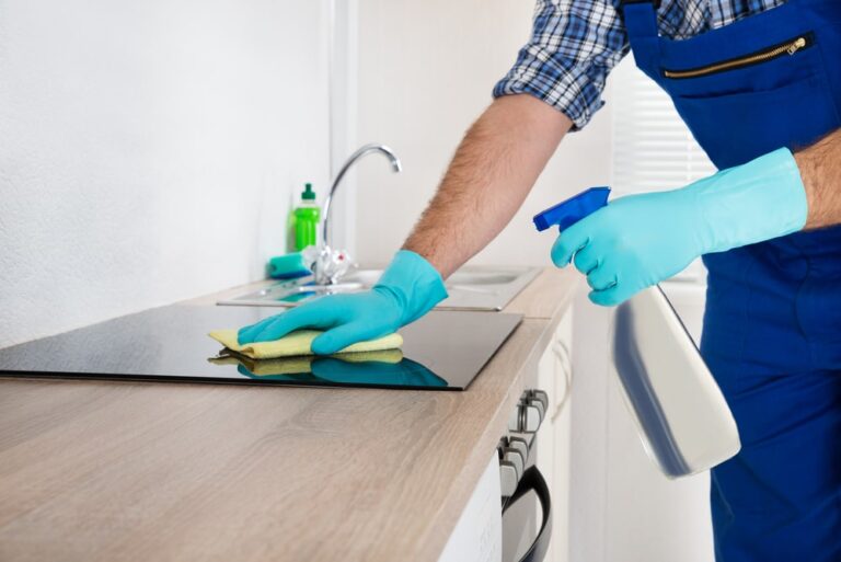 residential house cleaning surrey 768x513