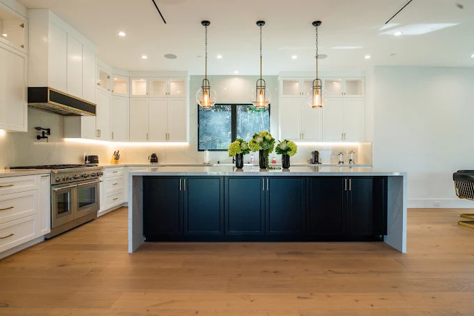 The Experts - Kitchen And Bathroom Remodeling — Renovation & Remodeling 