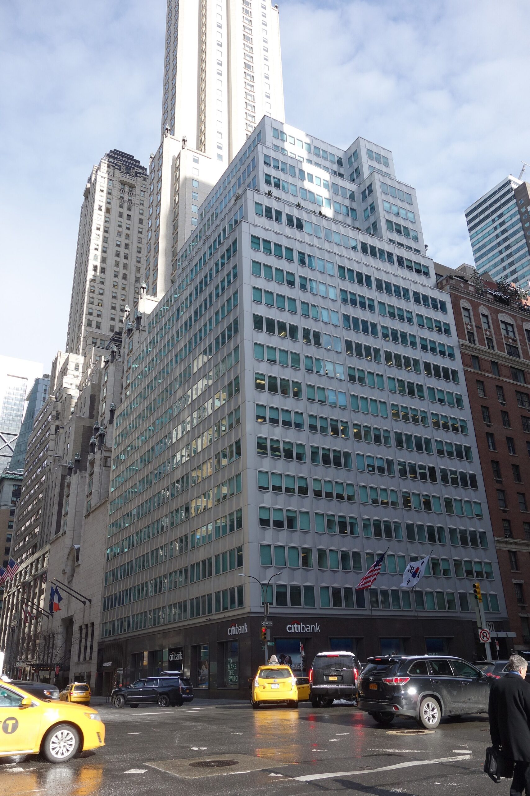 460 Park Avenue at East 57th Street in Midtown Manhattan with its 1954 aluminum facade