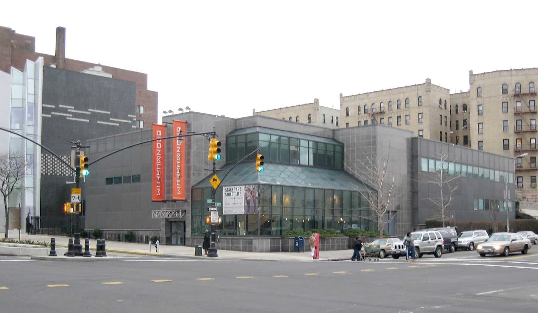 The Bronx Museum campus on the Grand Concourse, showing the older building and the 2006 wing