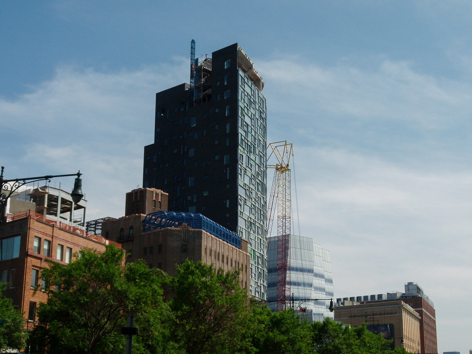 The former Bayview Correctional Facility at 550 West 20th Street in West Chelsea, Manhattan