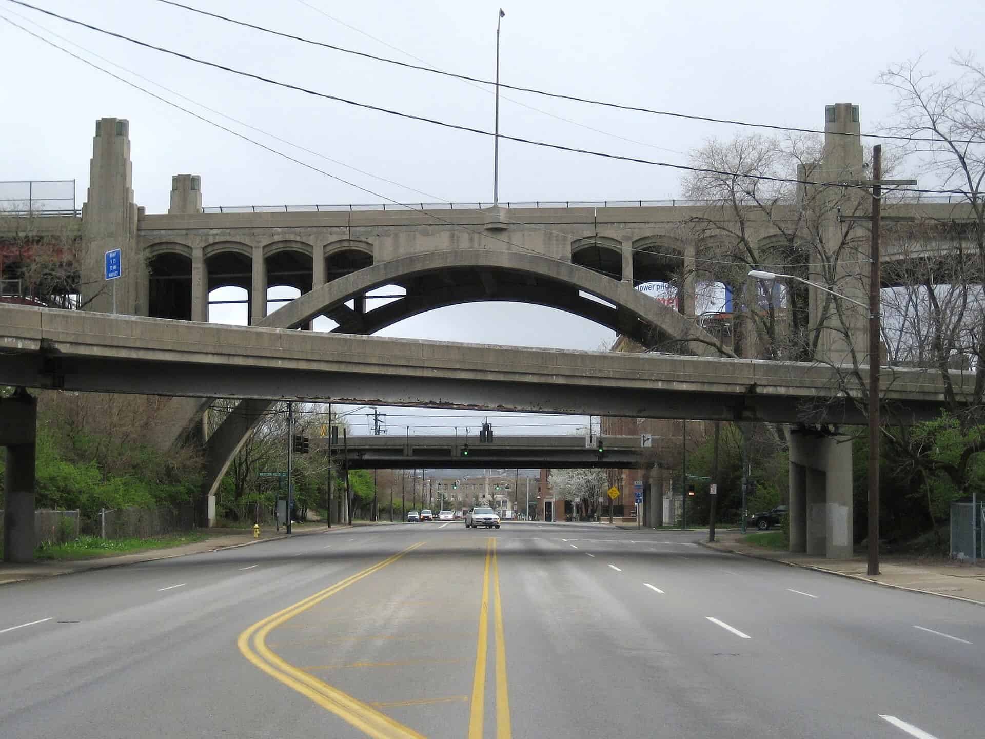 The double-deck Western Hills Viaduct carrying traffic over the Mill Creek valley in Cincinnati
