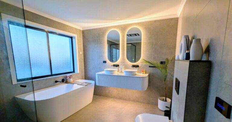 bathroom renovations brisbane 768x405