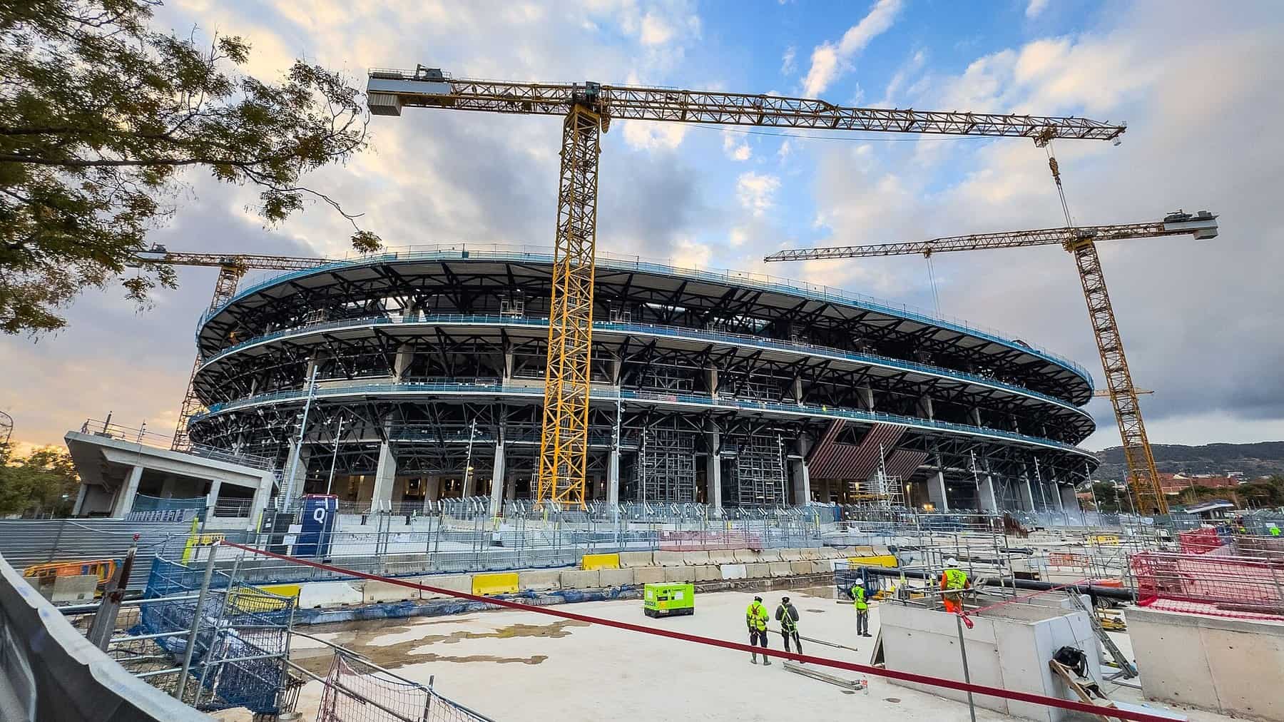 Tower cranes over the partially rebuilt Camp Nou bowl during the Espai Barca works