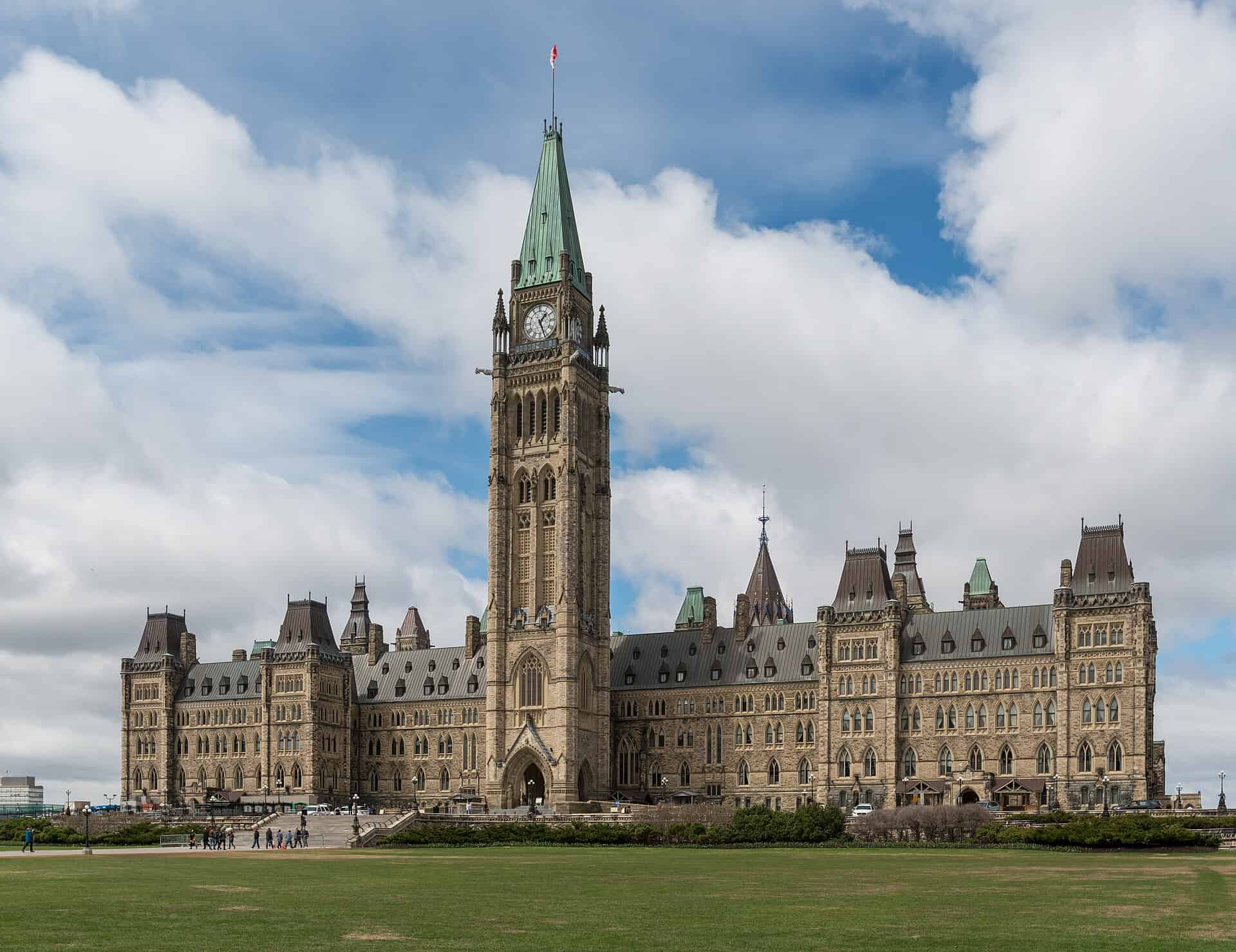 Southeast view of the Centre Block and Peace Tower on Parliament Hill, Ottawa