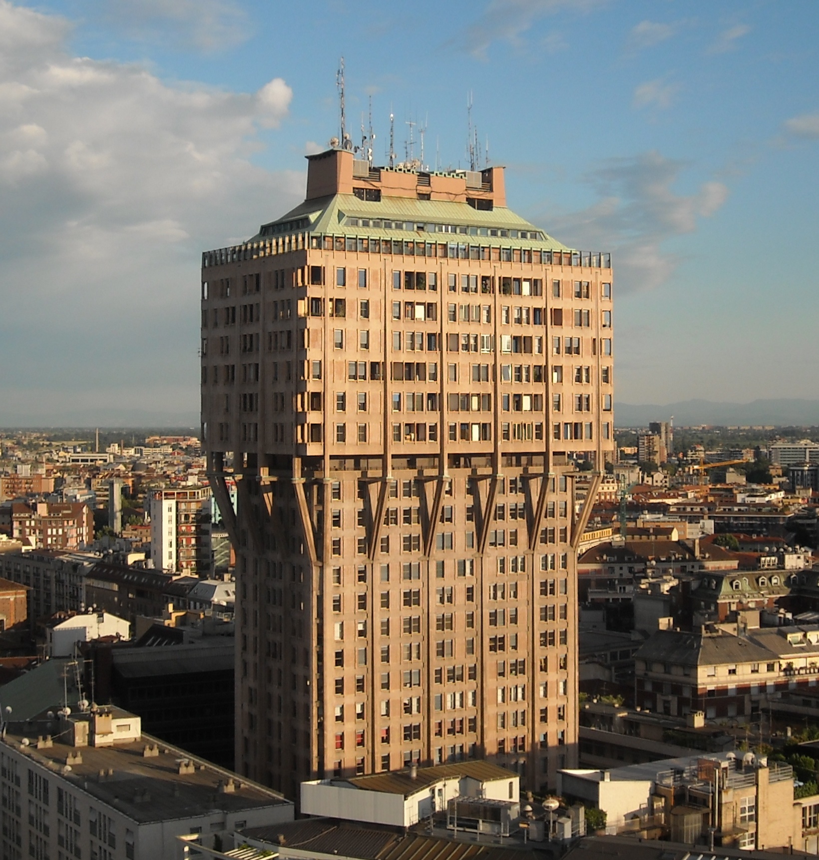 The Torre Velasca in Milan, showing the bracketed upper floors of the 1958 BBPR tower