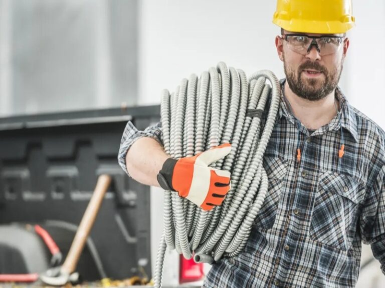 electrician Pensacola 768x576