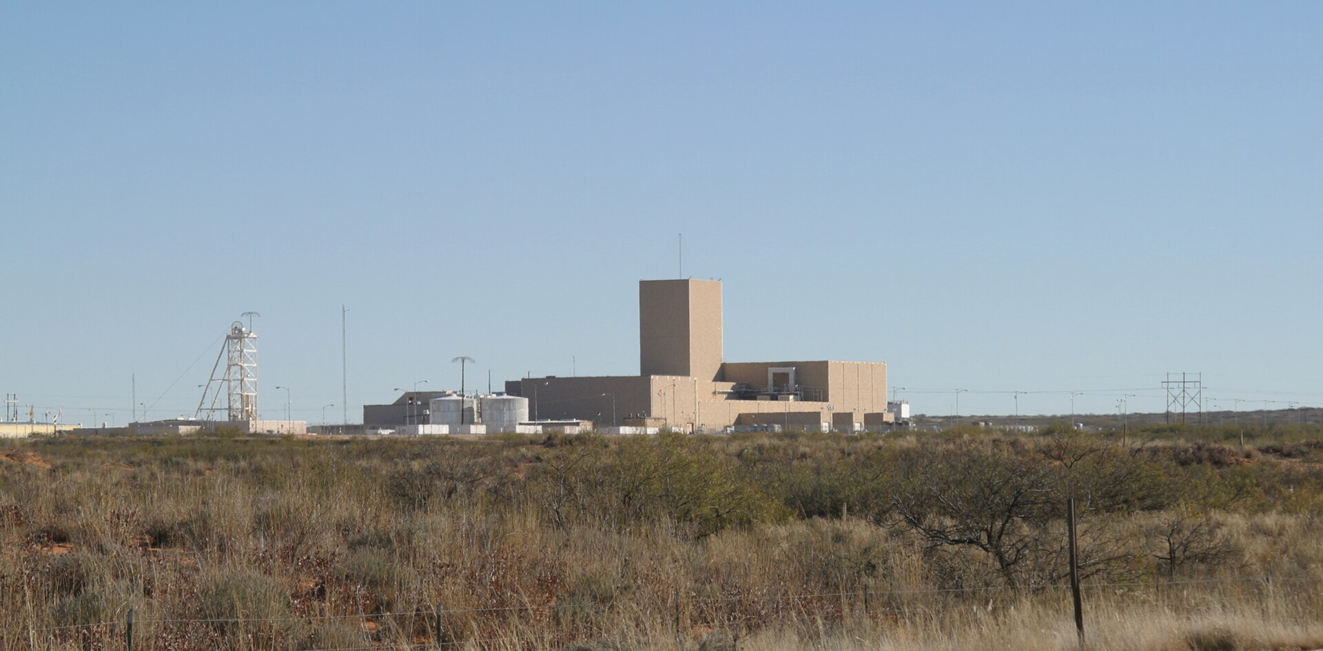Surface buildings of the Waste Isolation Pilot Plant in the desert near Carlsbad, New Mexico, in 2004